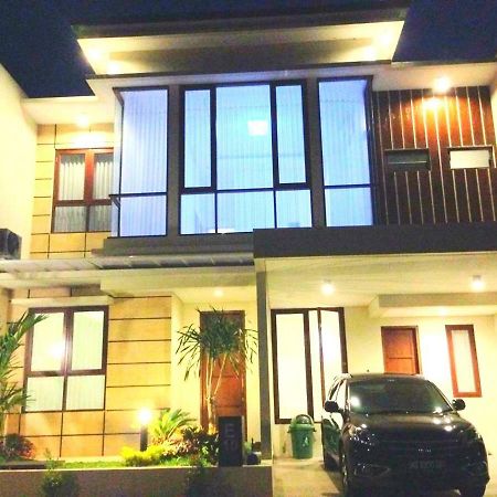 Fams Homestay By Fh Stay Γιογκιακάρτα Εξωτερικό φωτογραφία