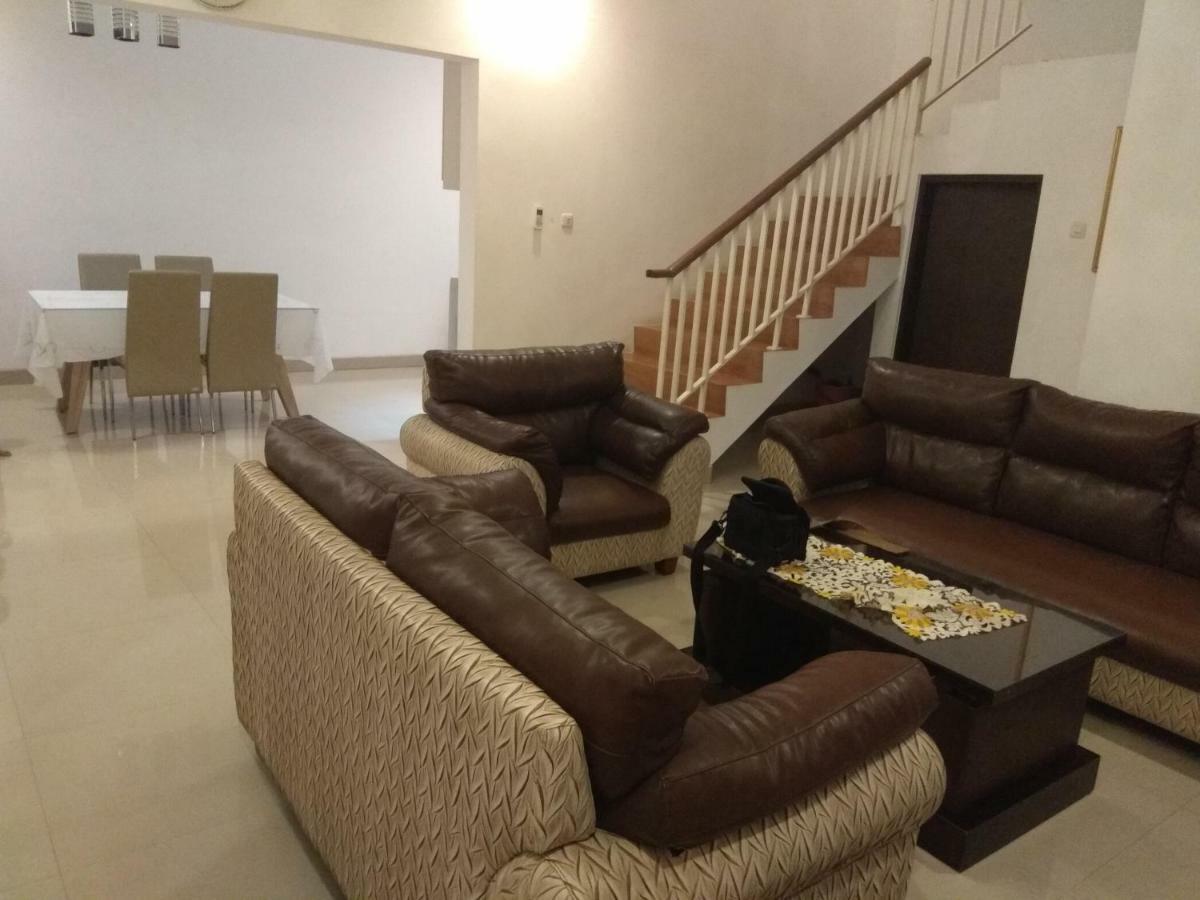 Fams Homestay By Fh Stay Γιογκιακάρτα Εξωτερικό φωτογραφία