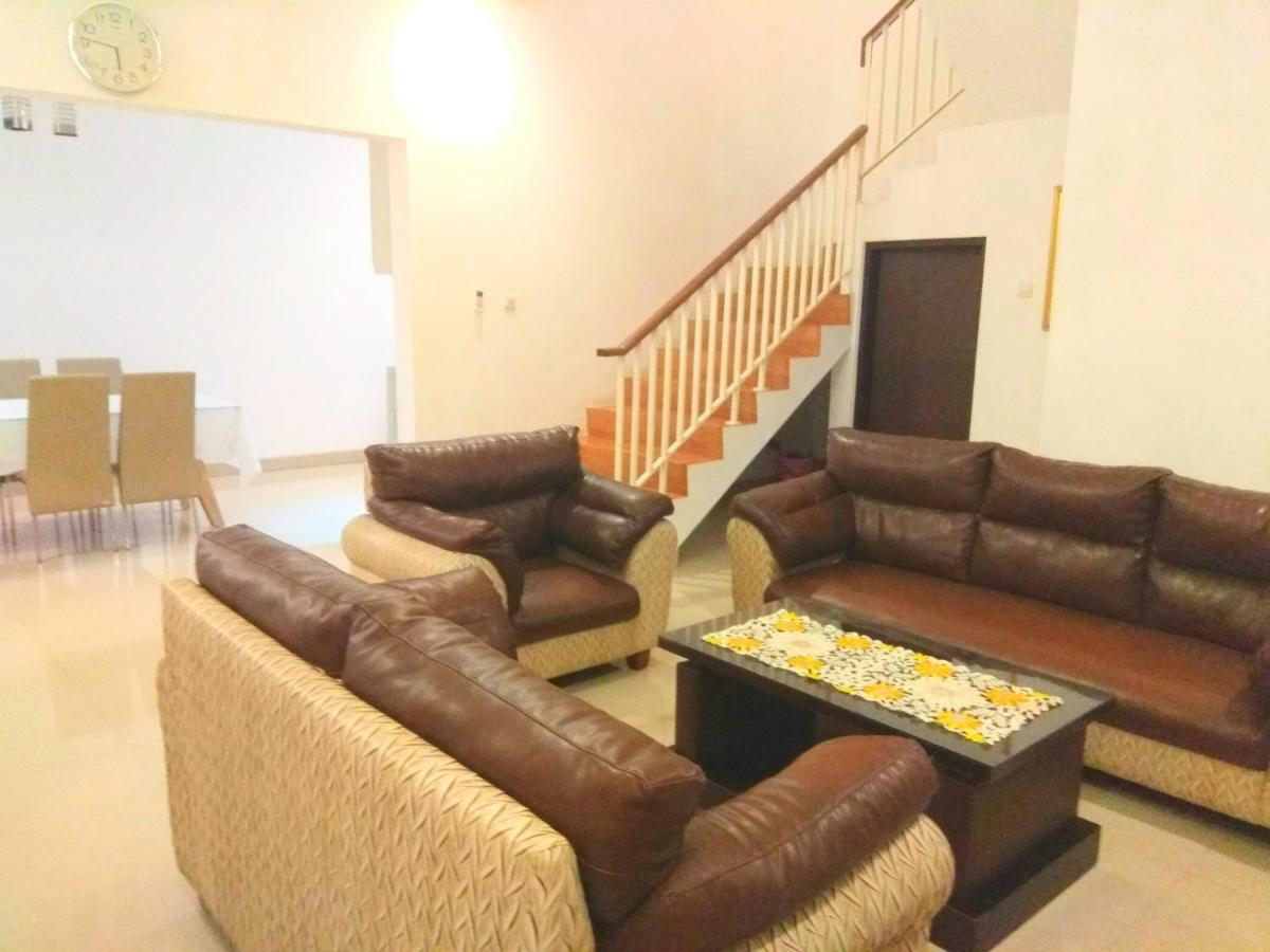 Fams Homestay By Fh Stay Γιογκιακάρτα Εξωτερικό φωτογραφία